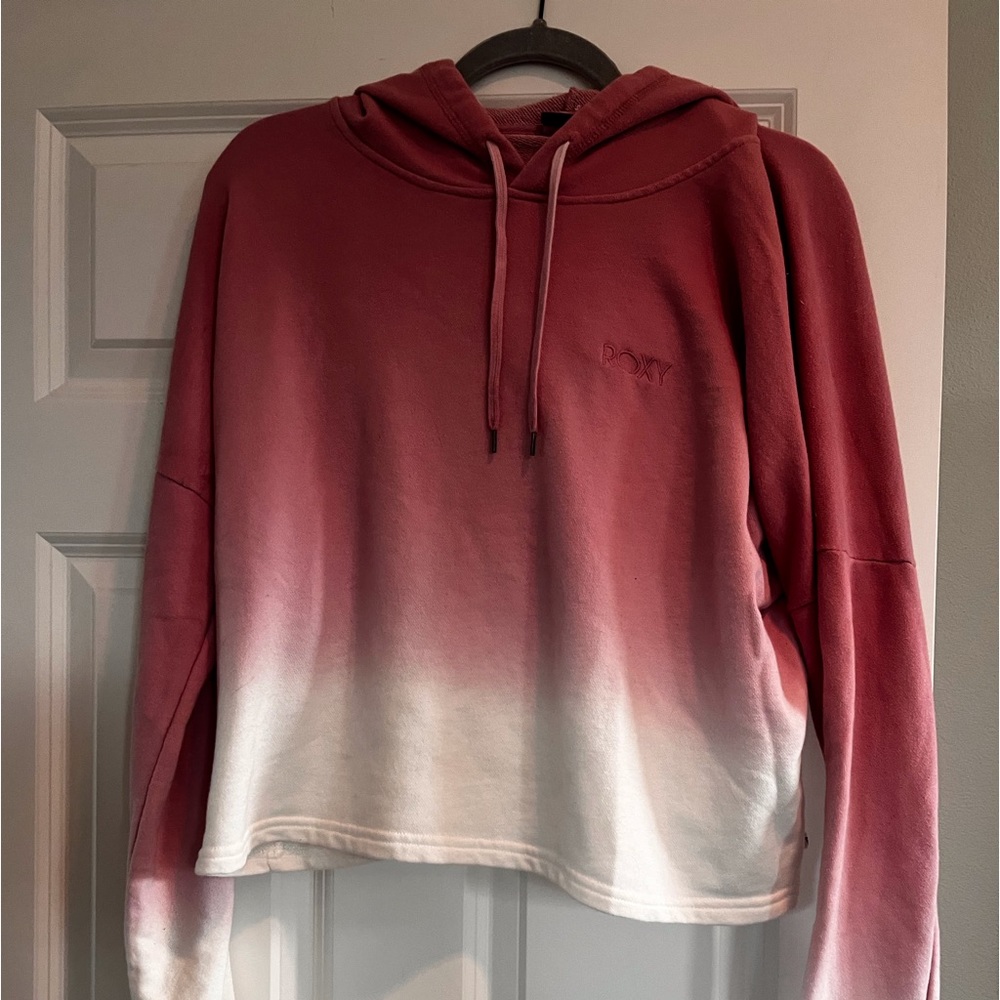 Cute pink Roxy sweatshirt for casual wear